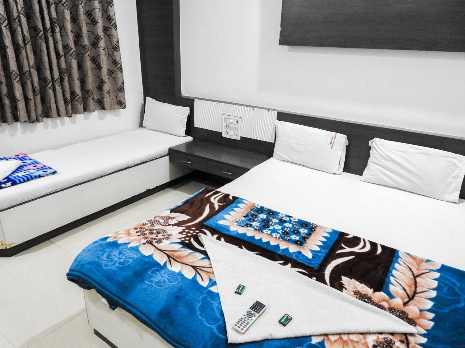 Hotel Shri Sai Darshan Ширди Экстерьер фото